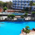 Relax And Pool En Park 高尔夫德尔苏尔